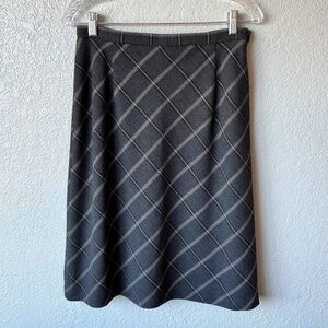 Gianni lined 100% wool plaid A line skirt